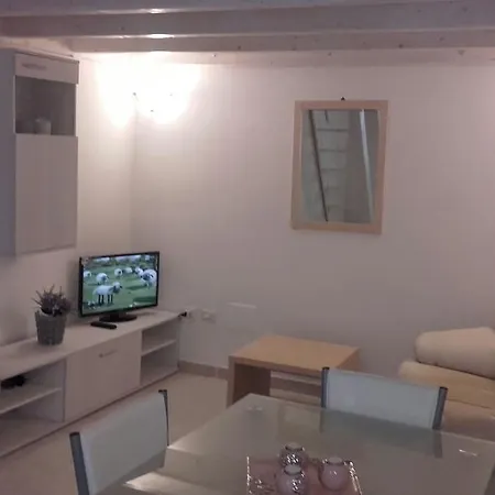 Apartment White Monolocale