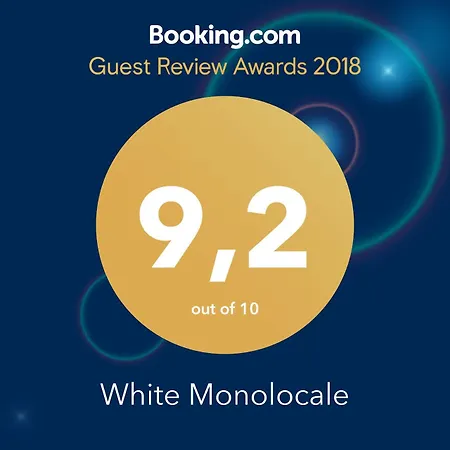 White Monolocale דירה אוג'נטו